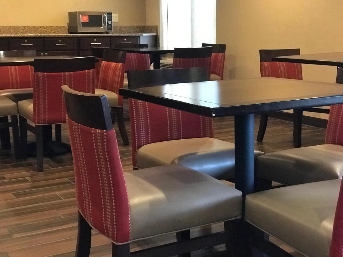 Comfort Inn Кеймбридж Екстериор снимка
