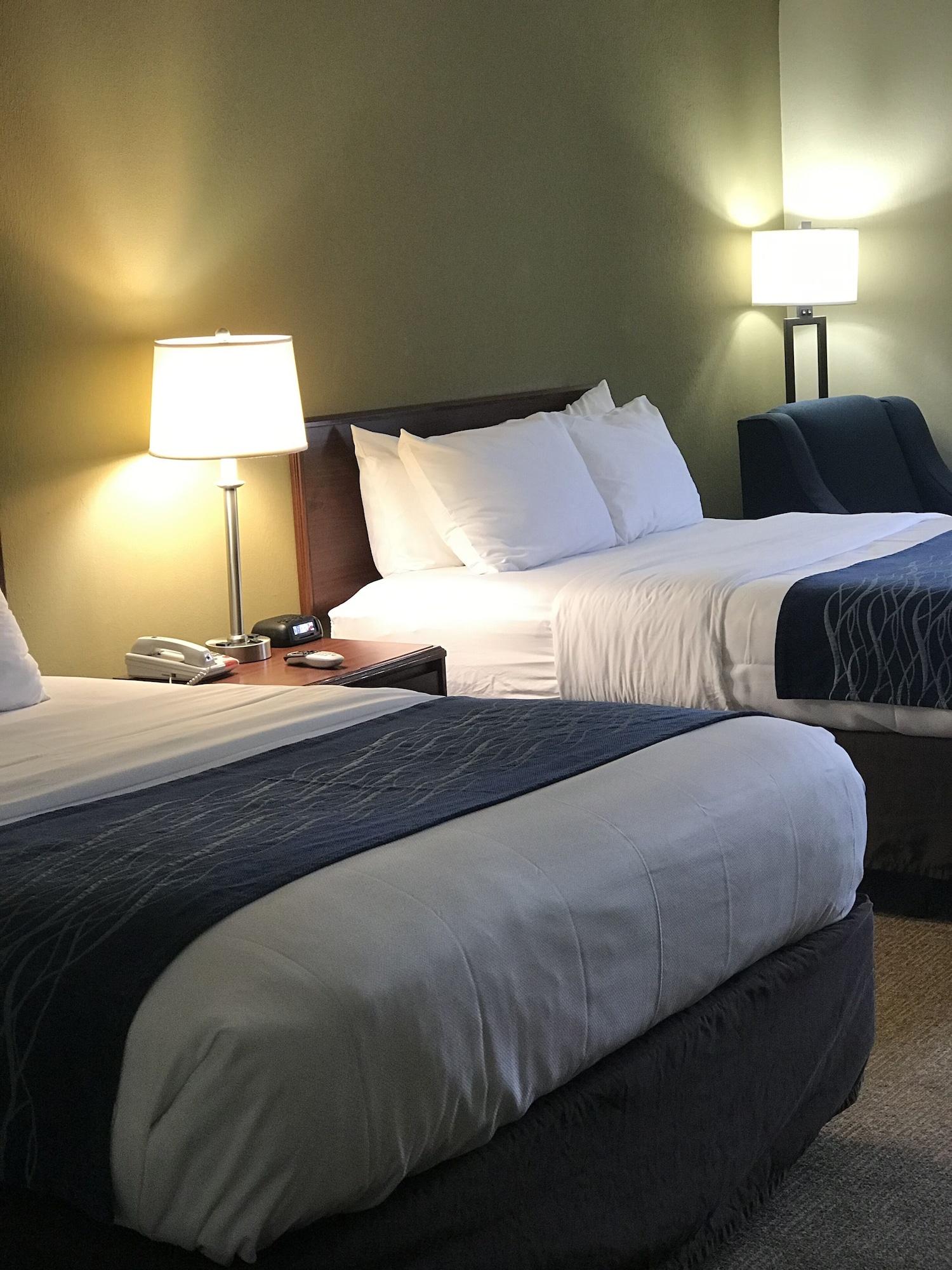 Comfort Inn Кеймбридж Екстериор снимка