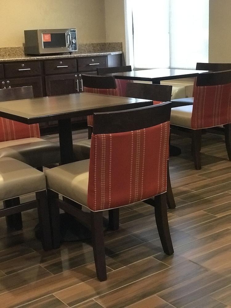 Comfort Inn Кеймбридж Екстериор снимка