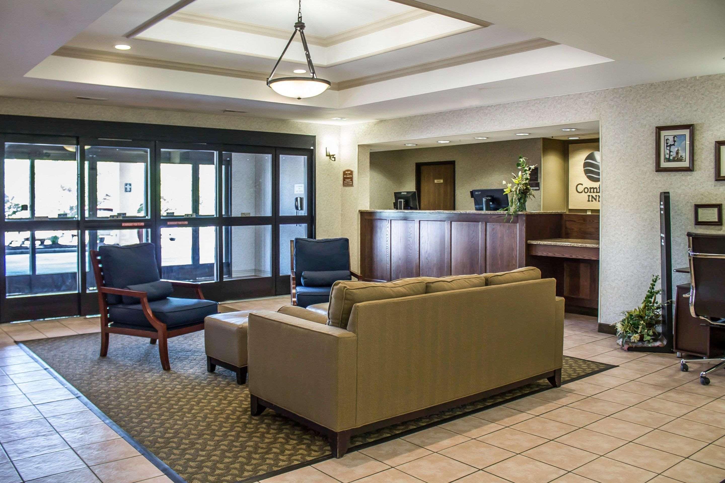 Comfort Inn Кеймбридж Екстериор снимка