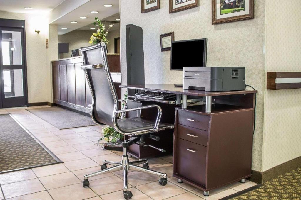 Comfort Inn Кеймбридж Екстериор снимка