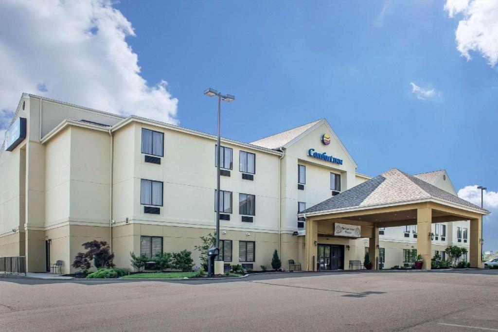 Comfort Inn Кеймбридж Екстериор снимка